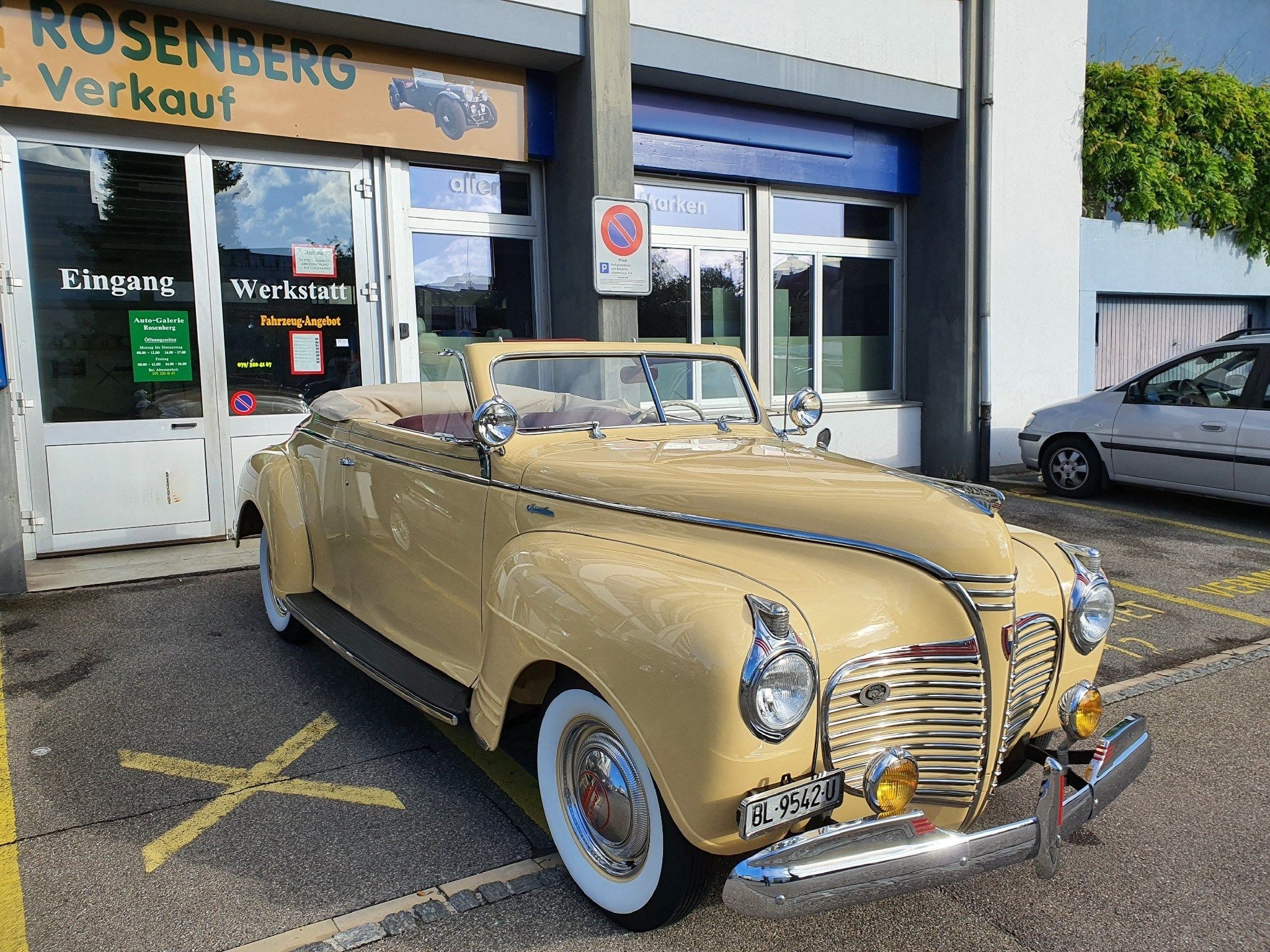 Plymouth Special Deluxe Cabrio