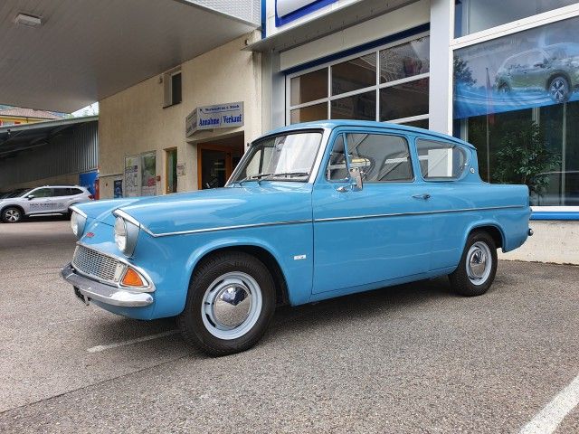 Ford Anglia 105E